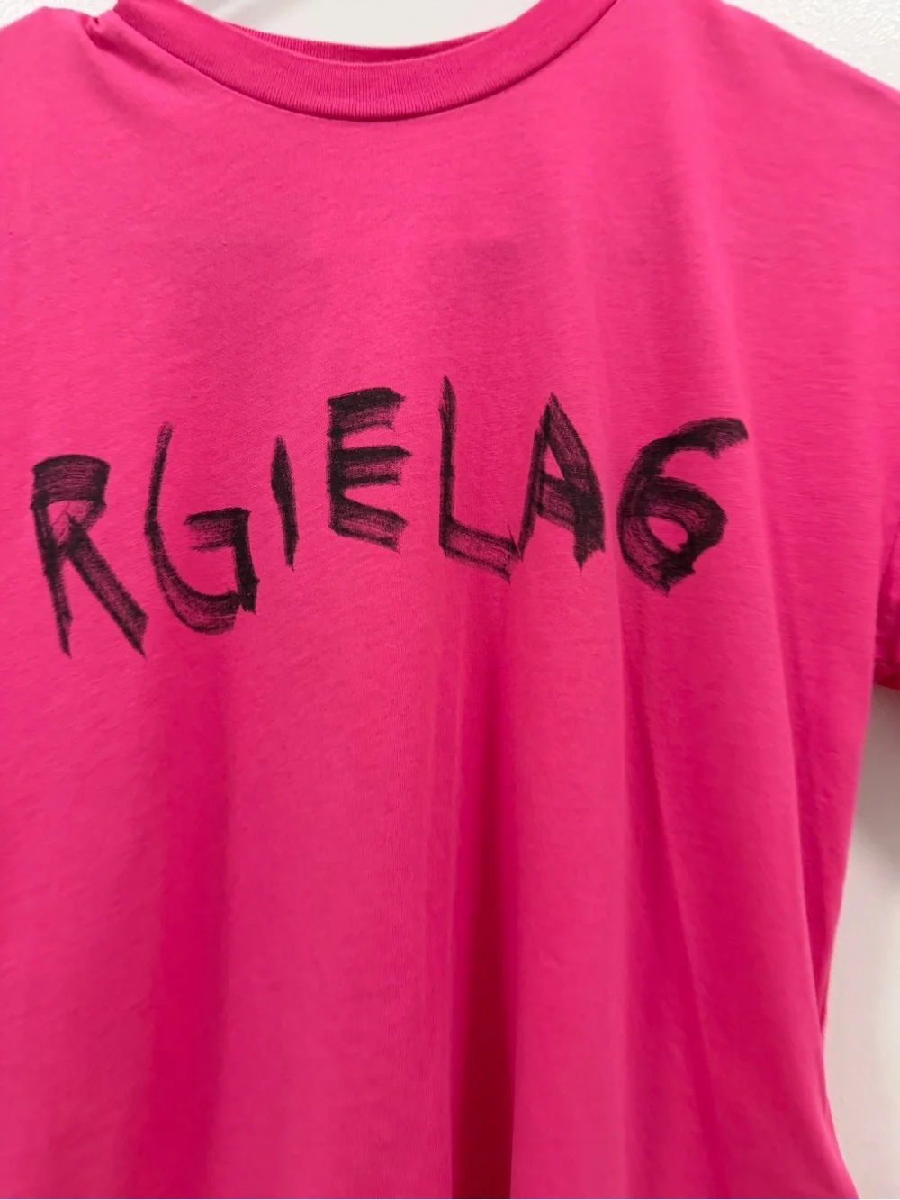 Authentic MM6 Margiela Kid Pink Graphic Tee with Bold Black Lettering size 6